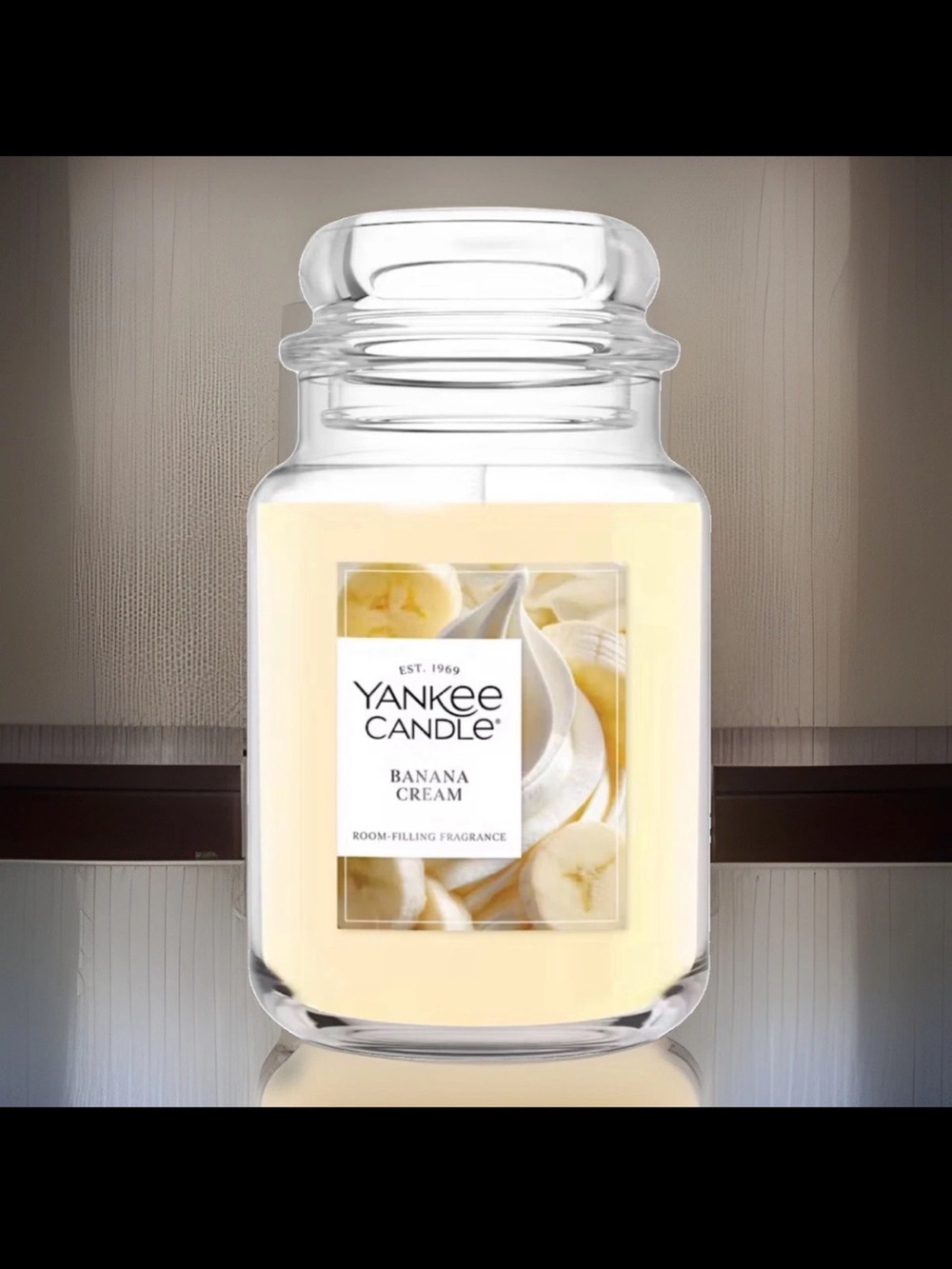 Yankee Candle Large Jar Candle- Banana Cream  (22 oz)